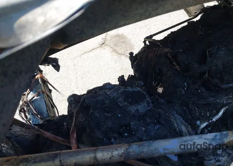 2021 Mini Clubman John Cooper Works z USA, uszkodzony, nr VIN WMWJZ9C06M2P32943